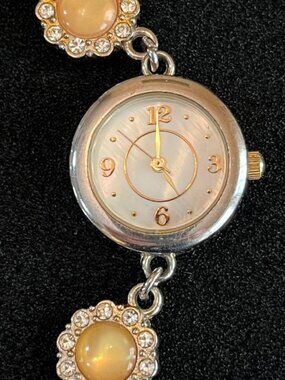 christian benet Watches for Women on Sale up to 90% Off  display picture 2